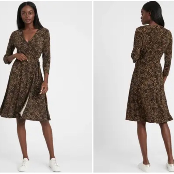 Banana Republic leopard wrap dress size S - Picture 1 of 12